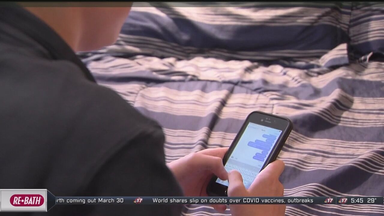 STUDY: Teens' mental health linked to extracurriculars, phone usage